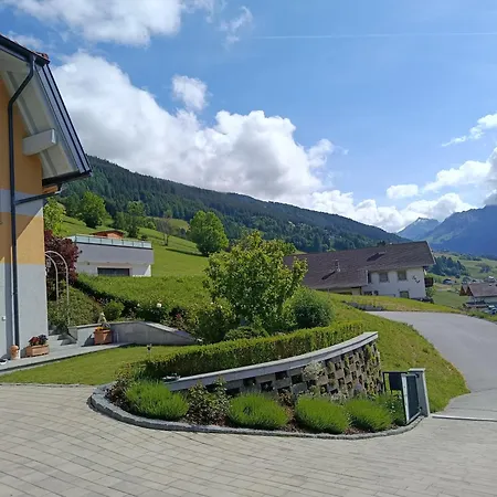 Gaestehaus Michael * Navis
